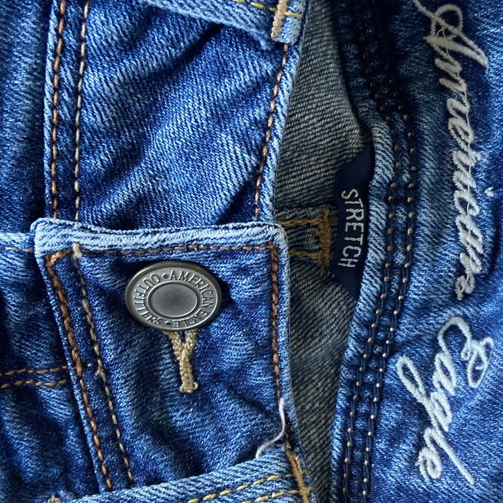 American Eagle Low Rise Slim Bootcut SZ 8 Long Stretch Dark Wash, 2010 Cool EUC - Picture 9 of 14